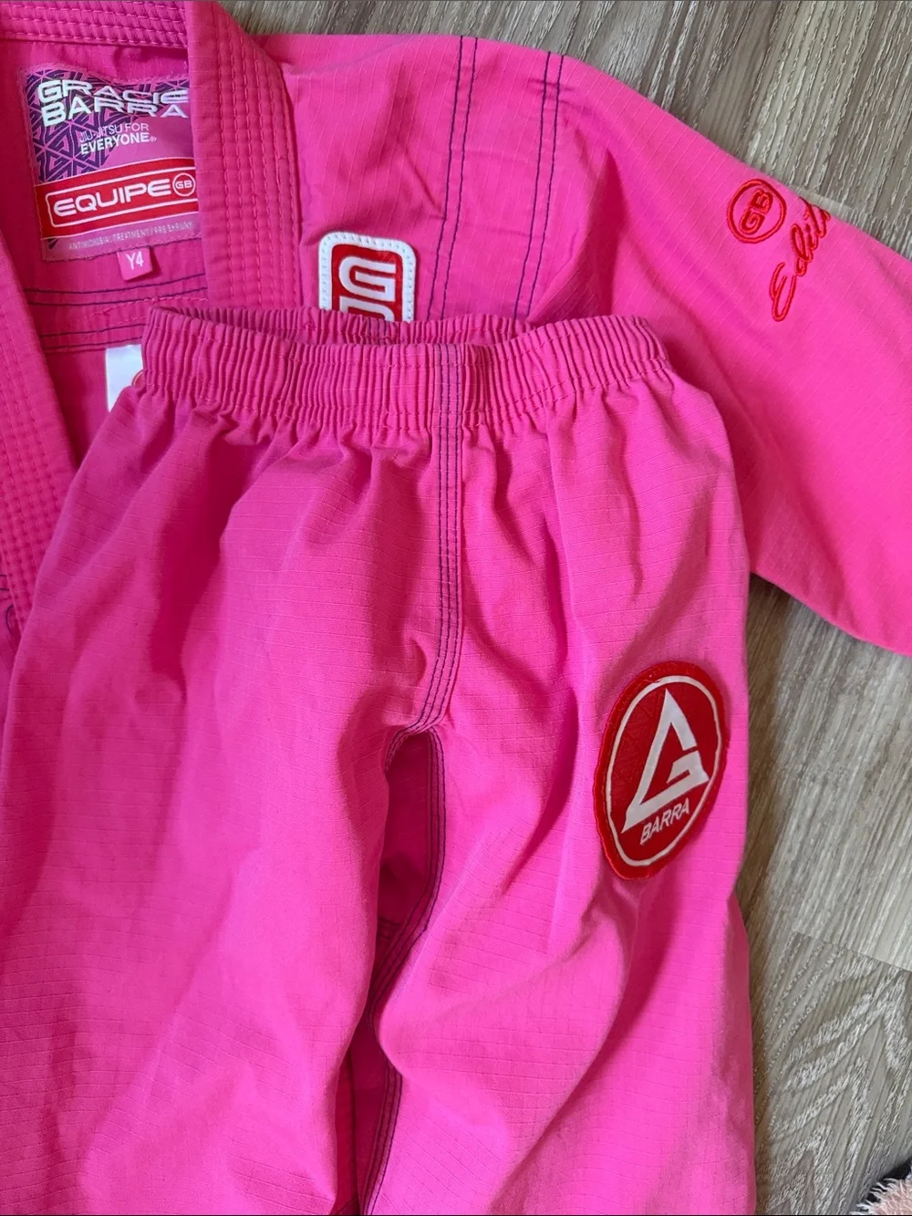 Gracie Barra features reinforced